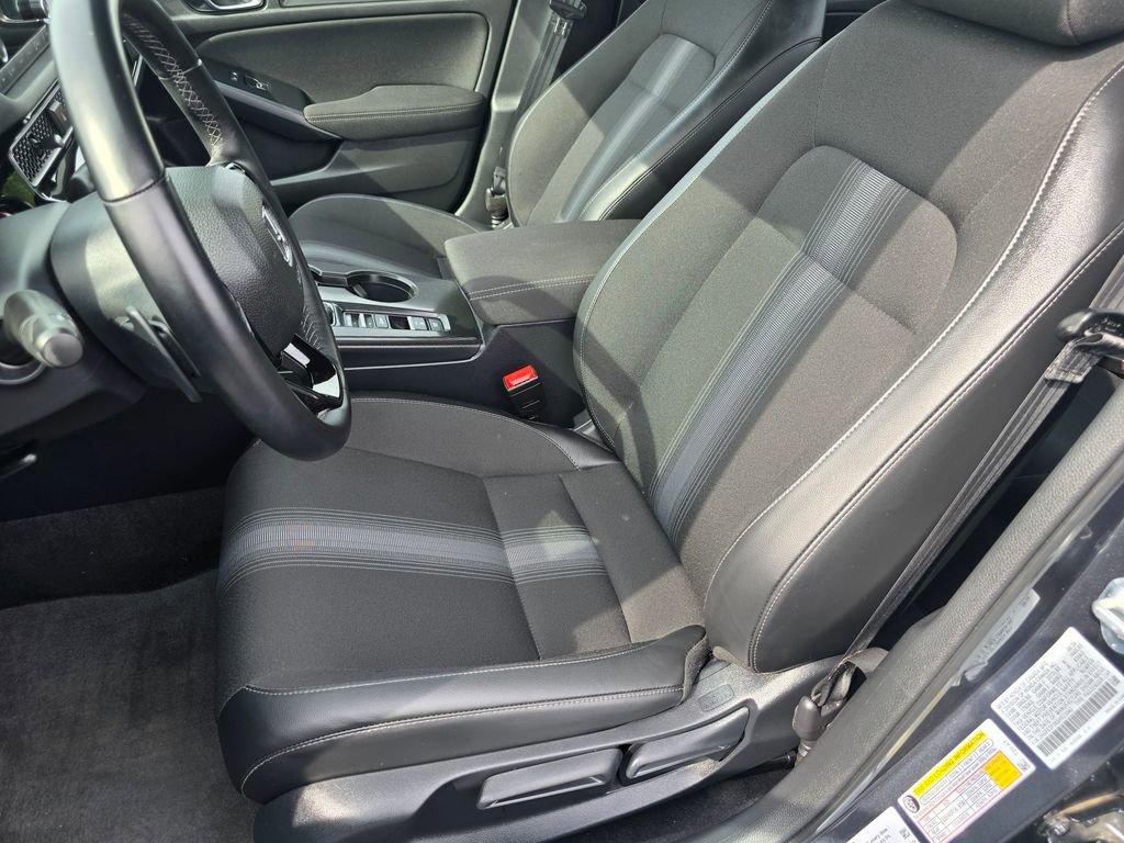 Used 2025 Honda Civic Sport image 17