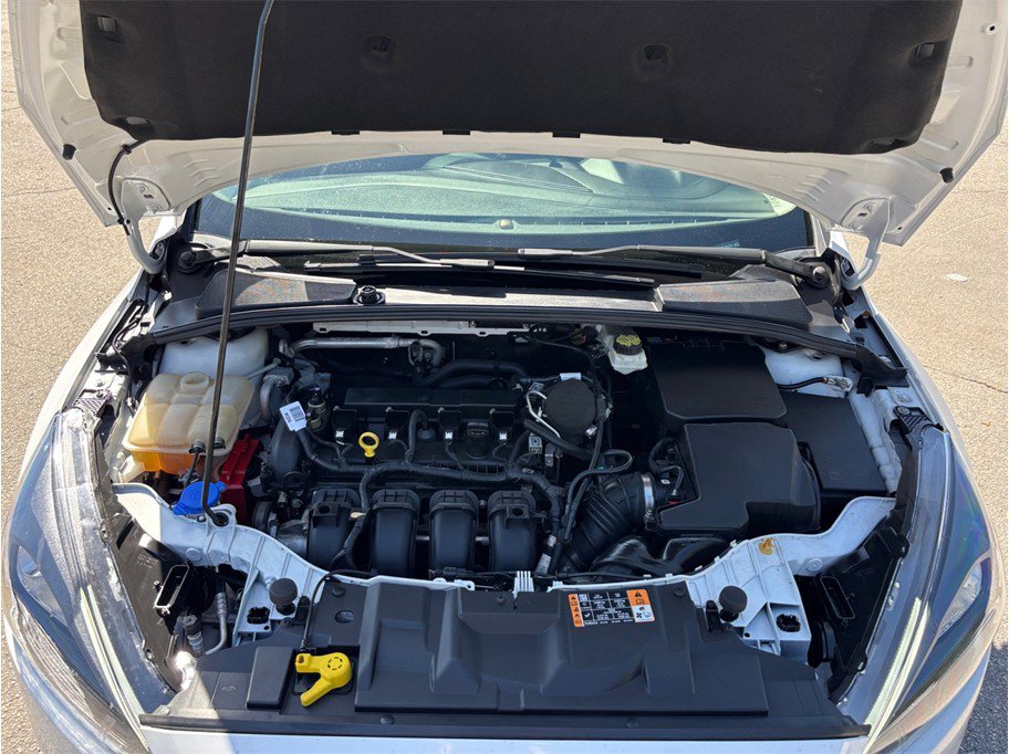 Used 2017 Ford Focus SEL image 37