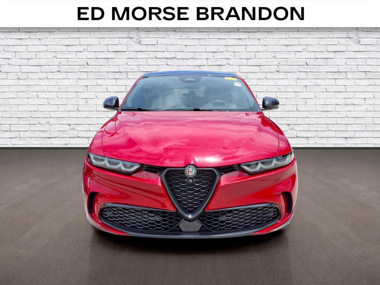 Used 2024 Alfa Romeo Tonale Veloce AWD/4WD image 2