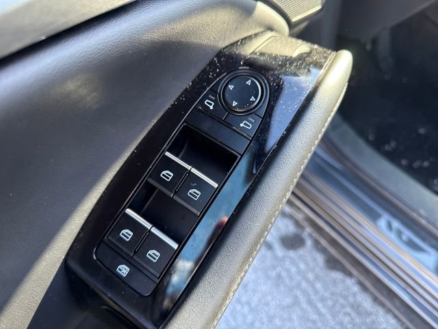 Certified 2025 MAZDA MAZDA3 s Sport image 18