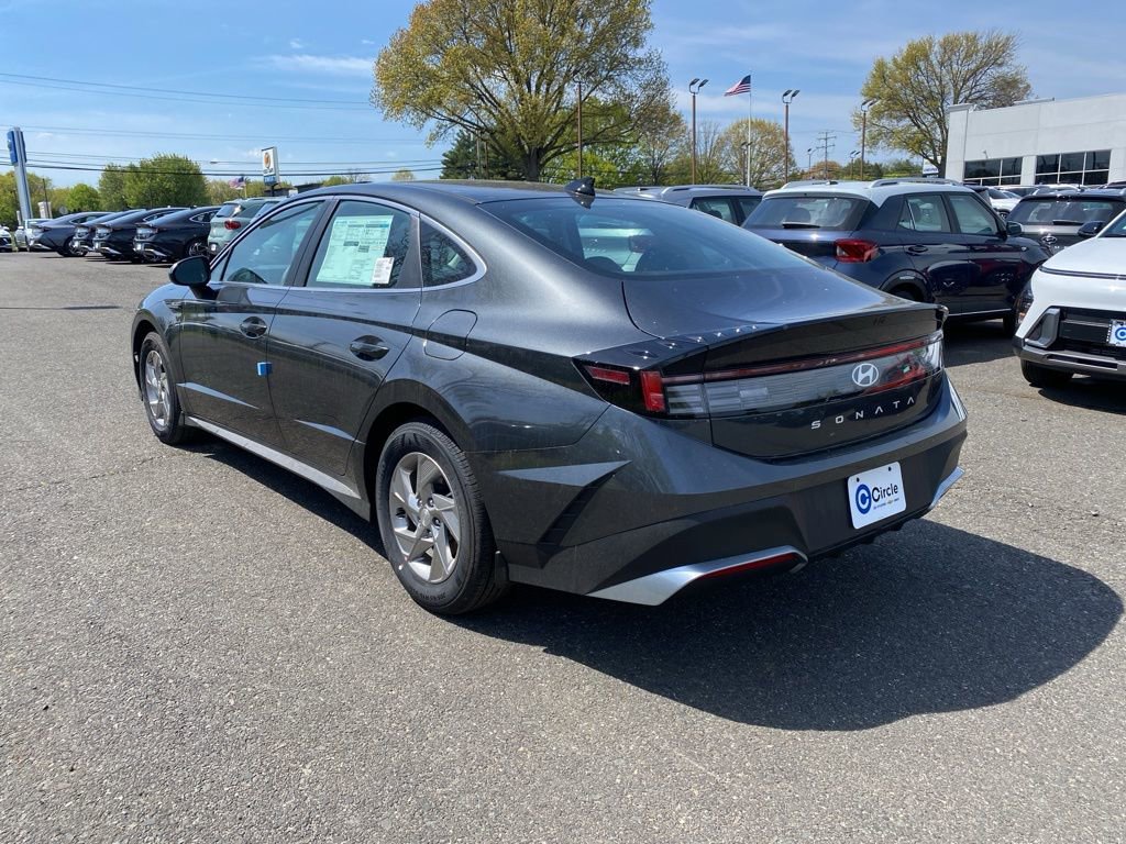 New 2026 Hyundai Sonata SE FWD image 8