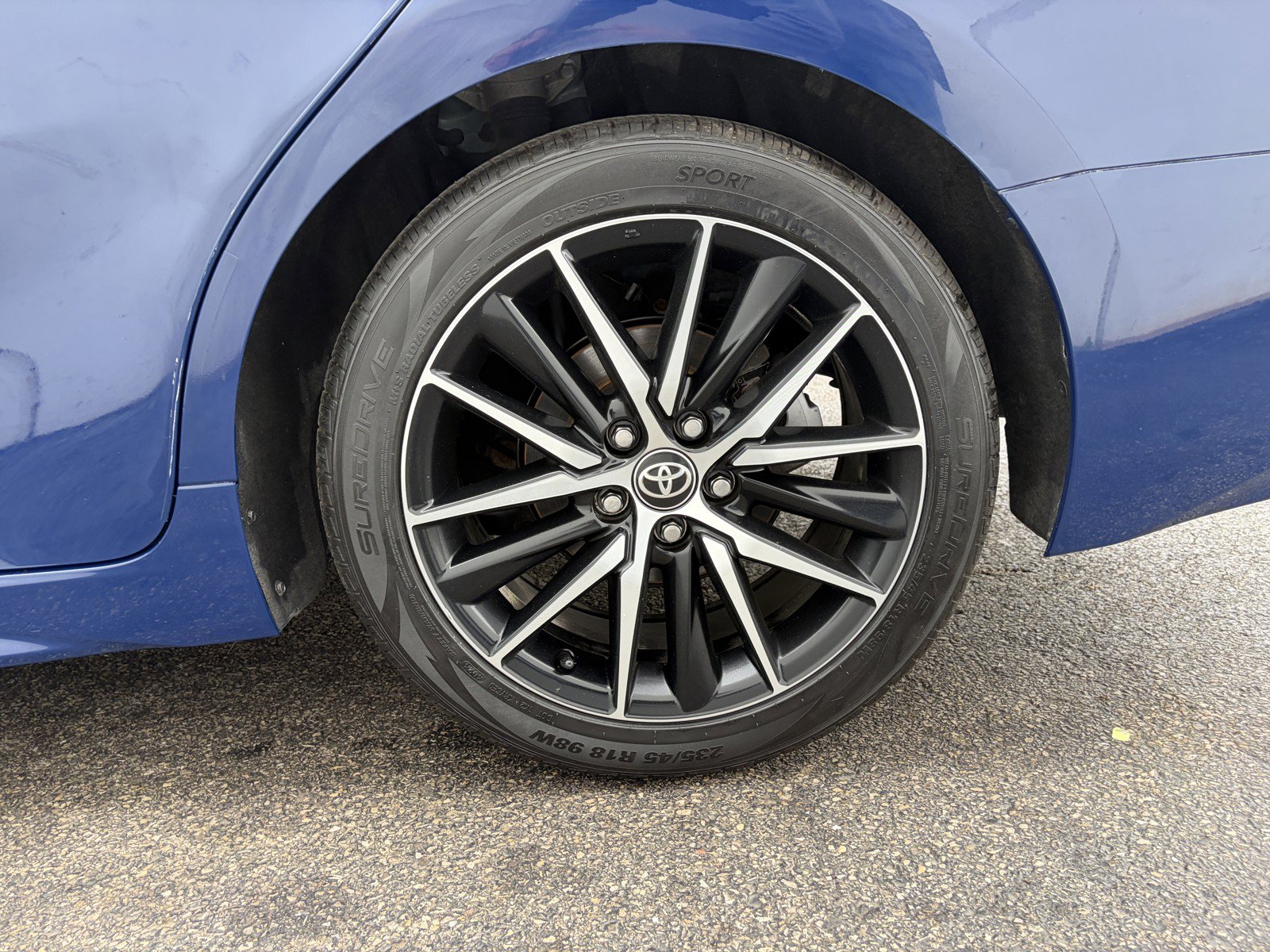 Used 2023 Toyota Camry SE FWD image 30