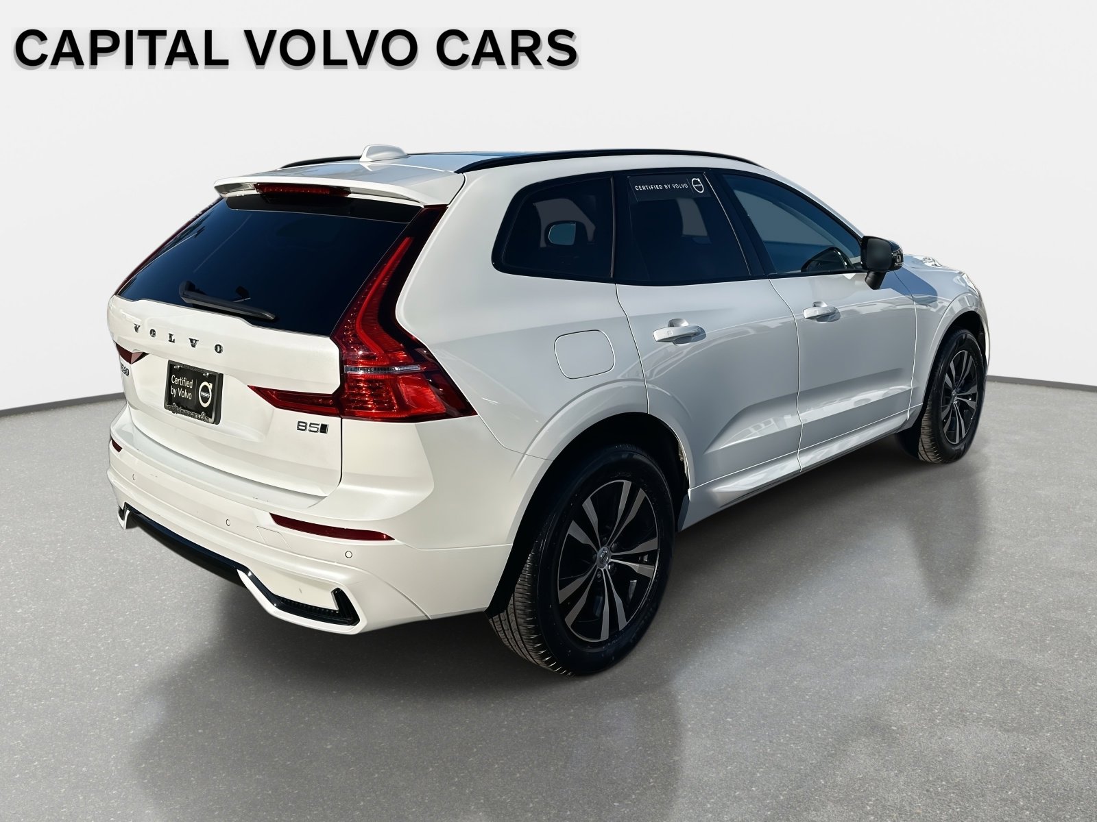 Certified 2025 Volvo XC60 B5 Core image 5
