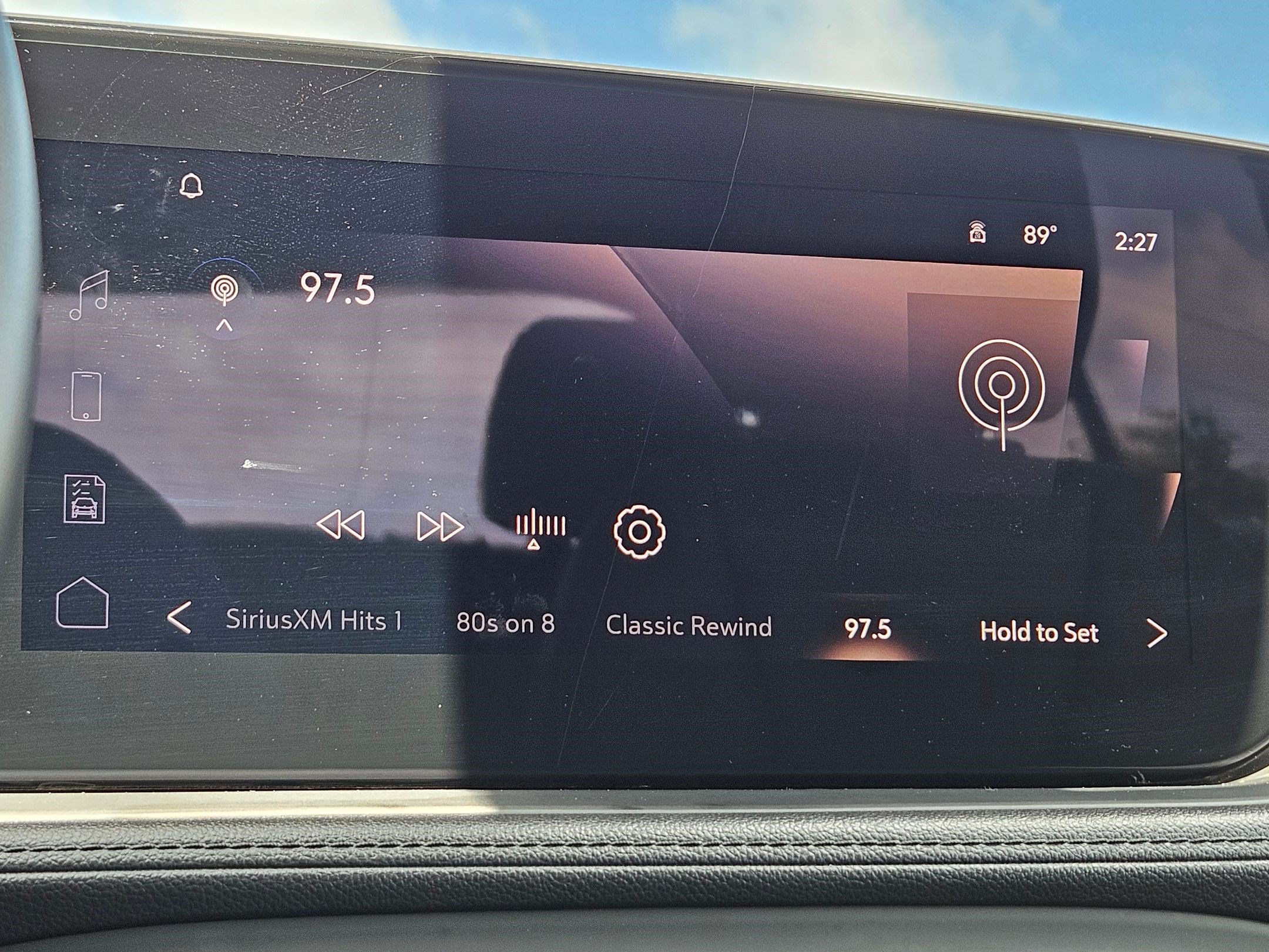 Used 2024 Buick Encore GX Sport Touring FWD image 23