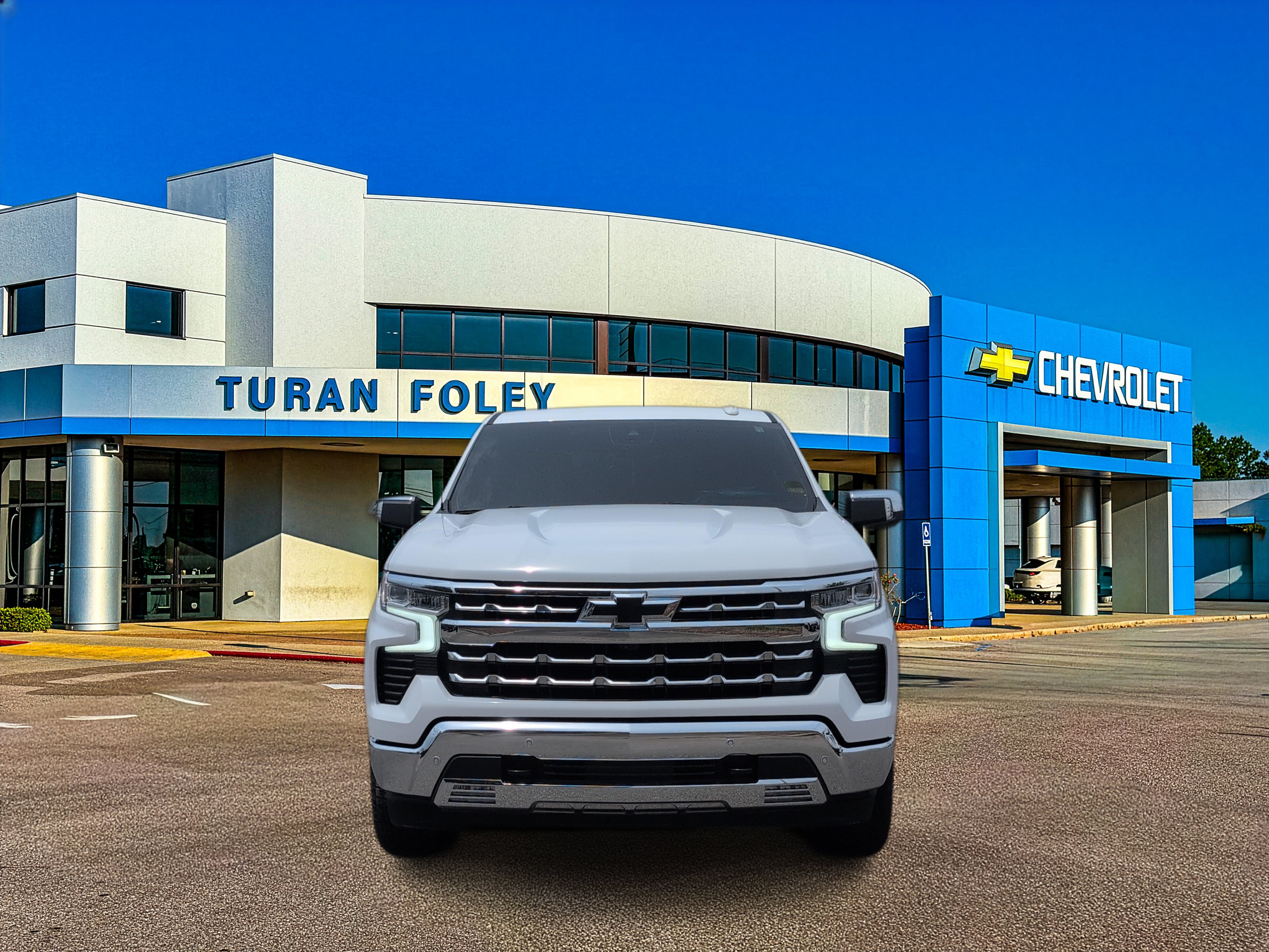 Used 2024 Chevrolet Silverado 1500 LTZ w/ Technology Package AWD/4WD image 9