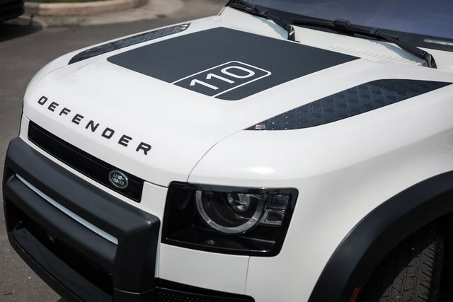 Used 2022 Land Rover Defender 110 X-Dynamic SE AWD/4WD image 16