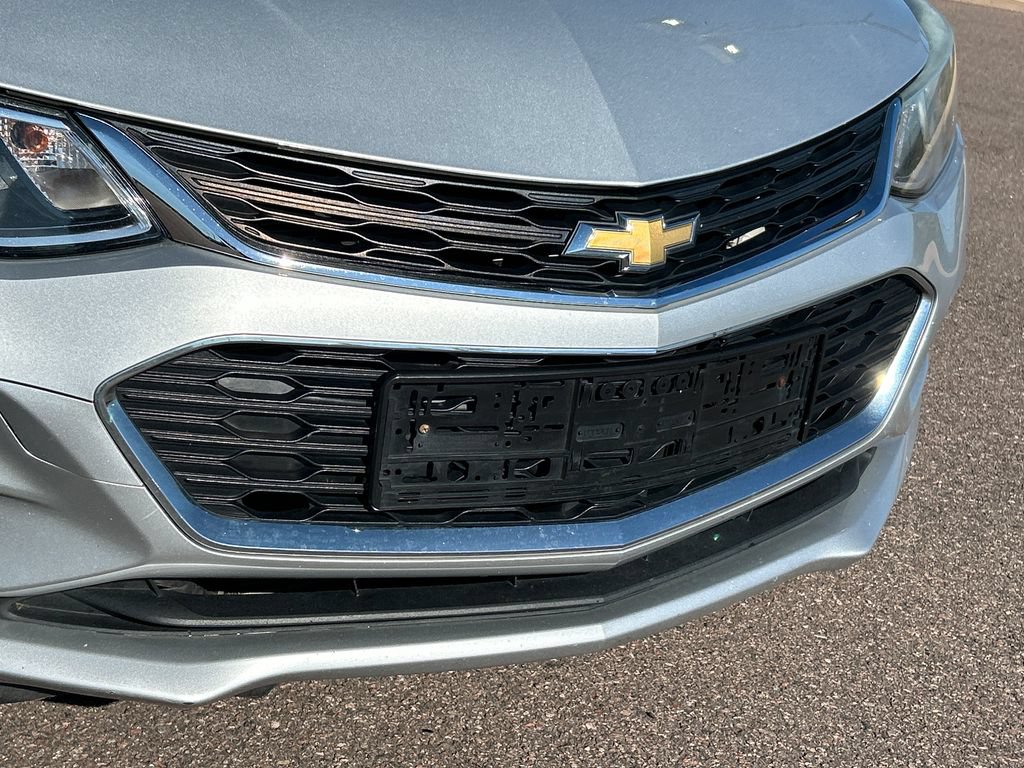 Used 2018 Chevrolet Cruze LS FWD image 18