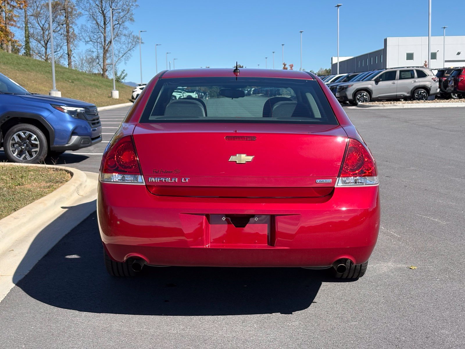 Used 2014 Chevrolet Impala LT w/ LT Sunroof Package FWD image 10