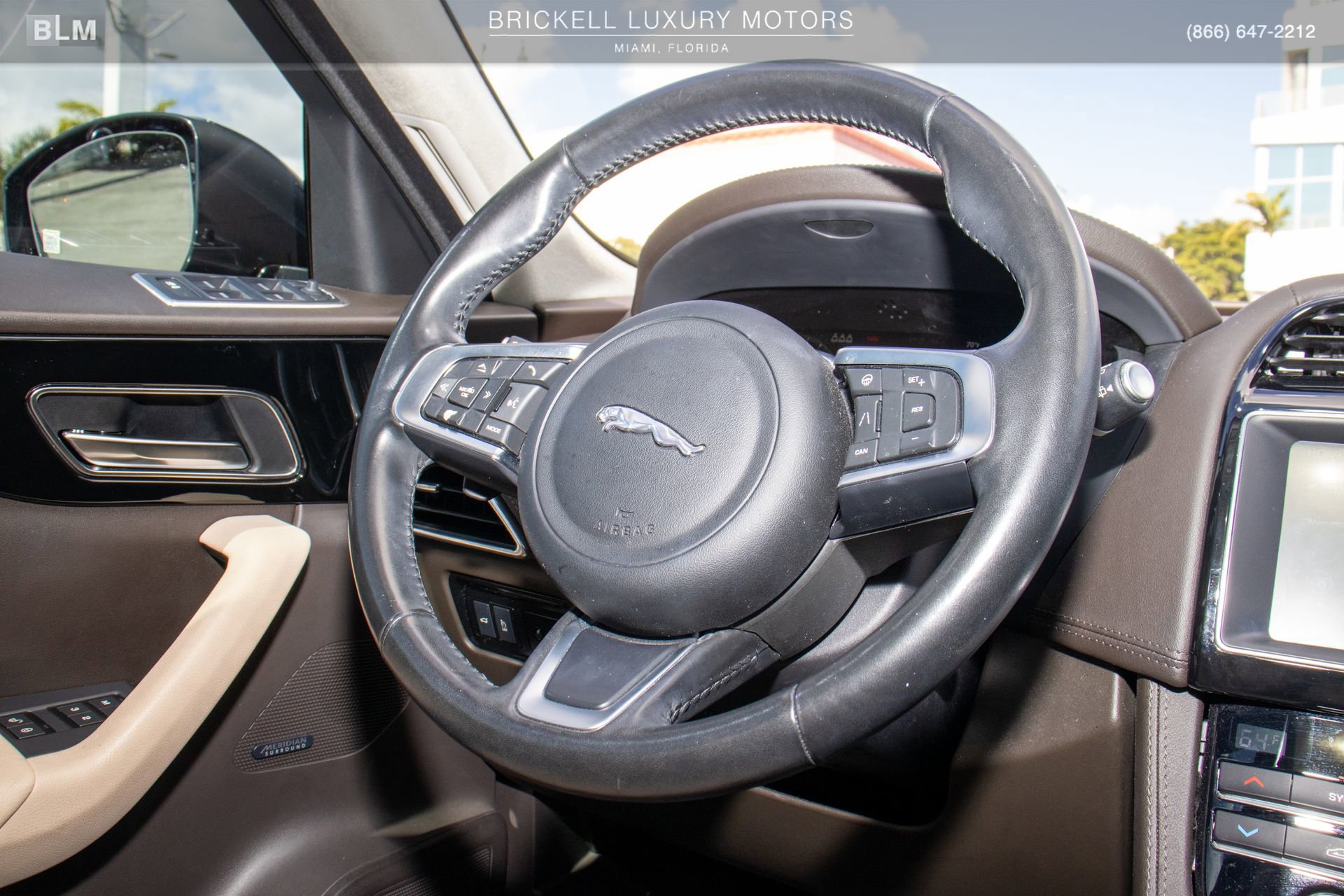 Used 2020 Jaguar F-PACE Prestige image 23