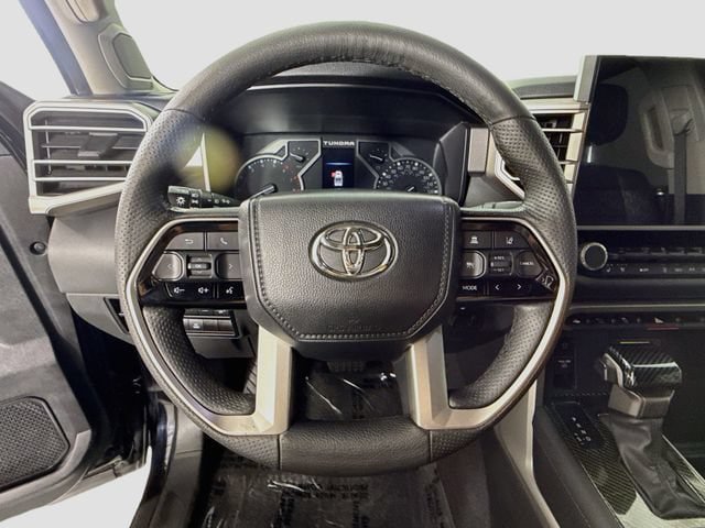 Used 2023 Toyota Tundra Limited AWD/4WD image 11