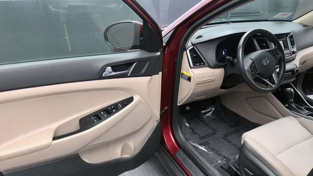 Used 2016 Hyundai Tucson Sport AWD/4WD image 17