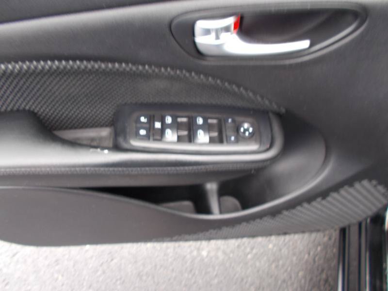 Used 2015 Dodge Dart SXT FWD image 28
