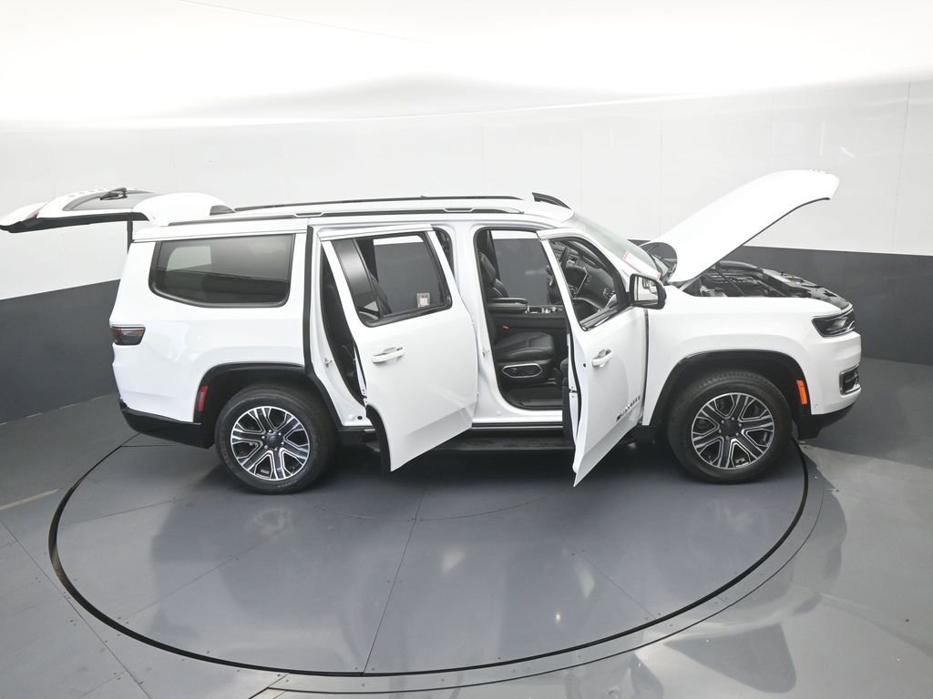 Used 2024 Jeep Wagoneer Series II image 75