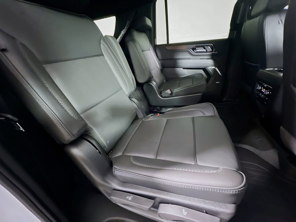 New 2026 GMC Yukon XL Denali w/ Sun & Power Step Package AWD/4WD image 21
