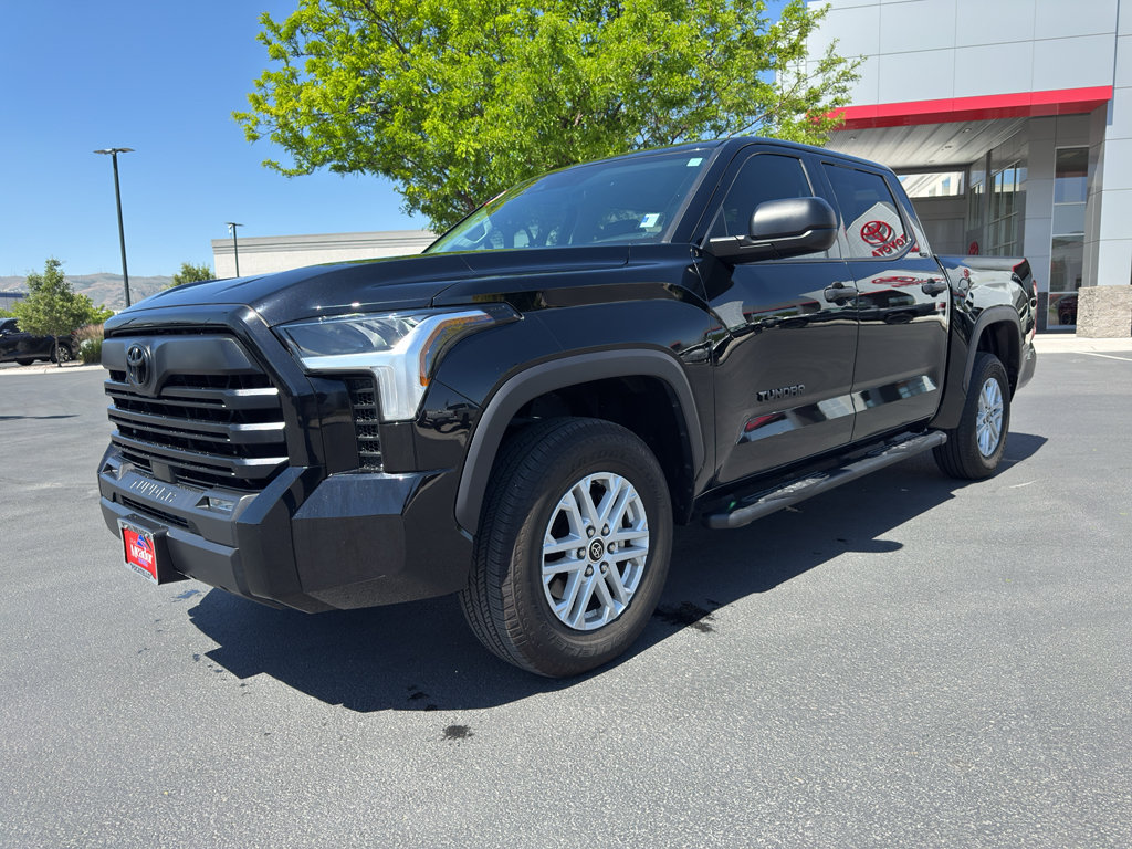 Used 2022 Toyota Tundra SR5 AWD/4WD image 5