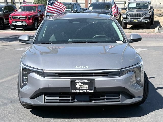 Used 2025 Kia K4 FWD image 3