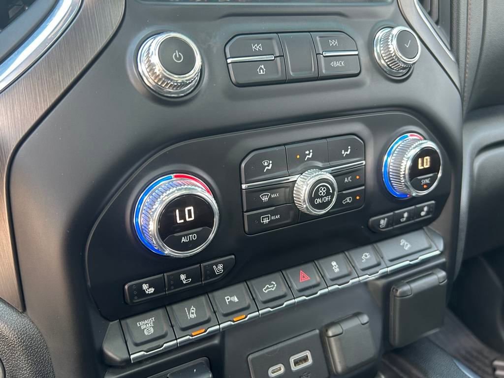 Used 2020 GMC Sierra 2500 AT4 w/ AT4 Premium Package image 20