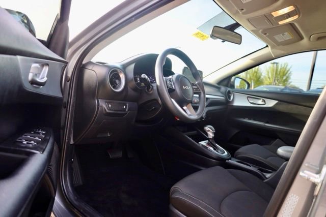 Used 2022 Kia Forte LXS image 14
