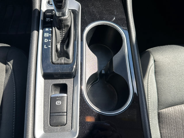 Used 2024 Nissan Altima 2.5 SV AWD/4WD image 33
