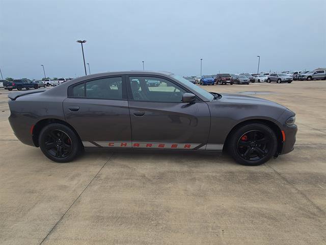 Used 2021 Dodge Charger SXT w/ Leather Interior Group RWD image 5