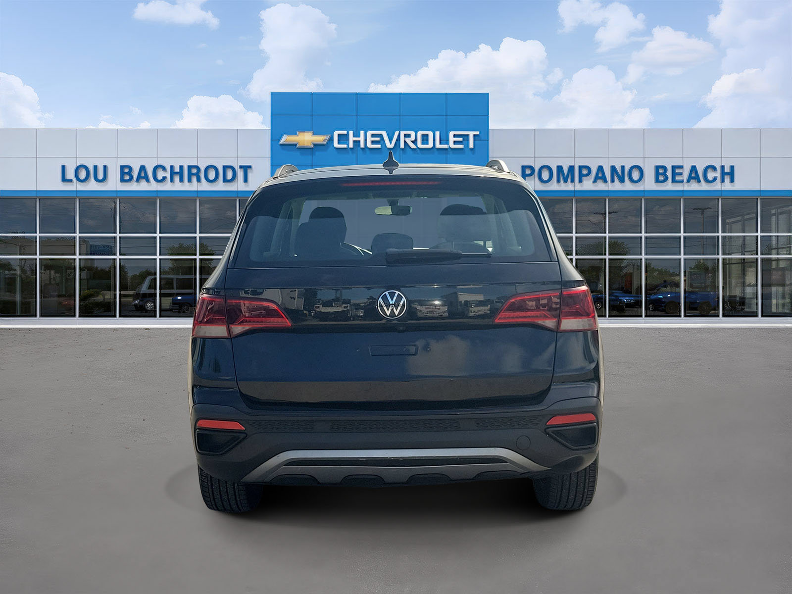 Used 2023 Volkswagen Taos S FWD image 4