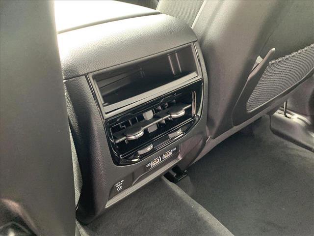 New 2025 Jeep Grand Cherokee Altitude image 26