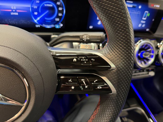 Used 2024 Mercedes-Benz EQB 250+ image 22