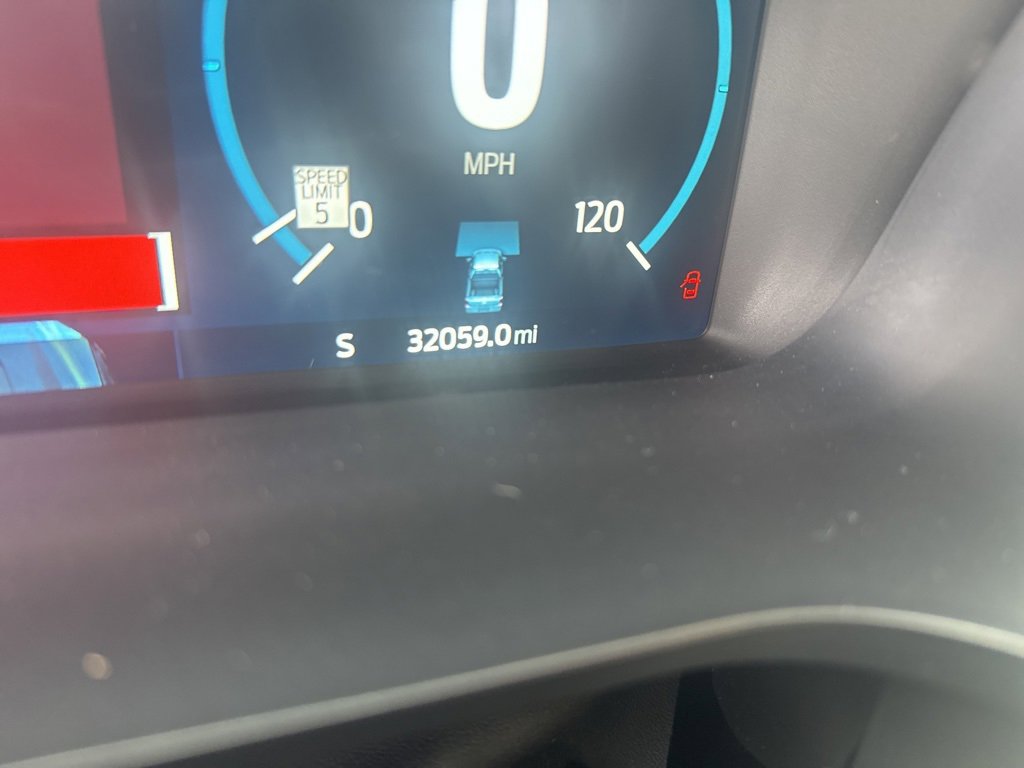 Used 2021 Ford F150 Lariat w/ Max Trailer Tow Package image 17