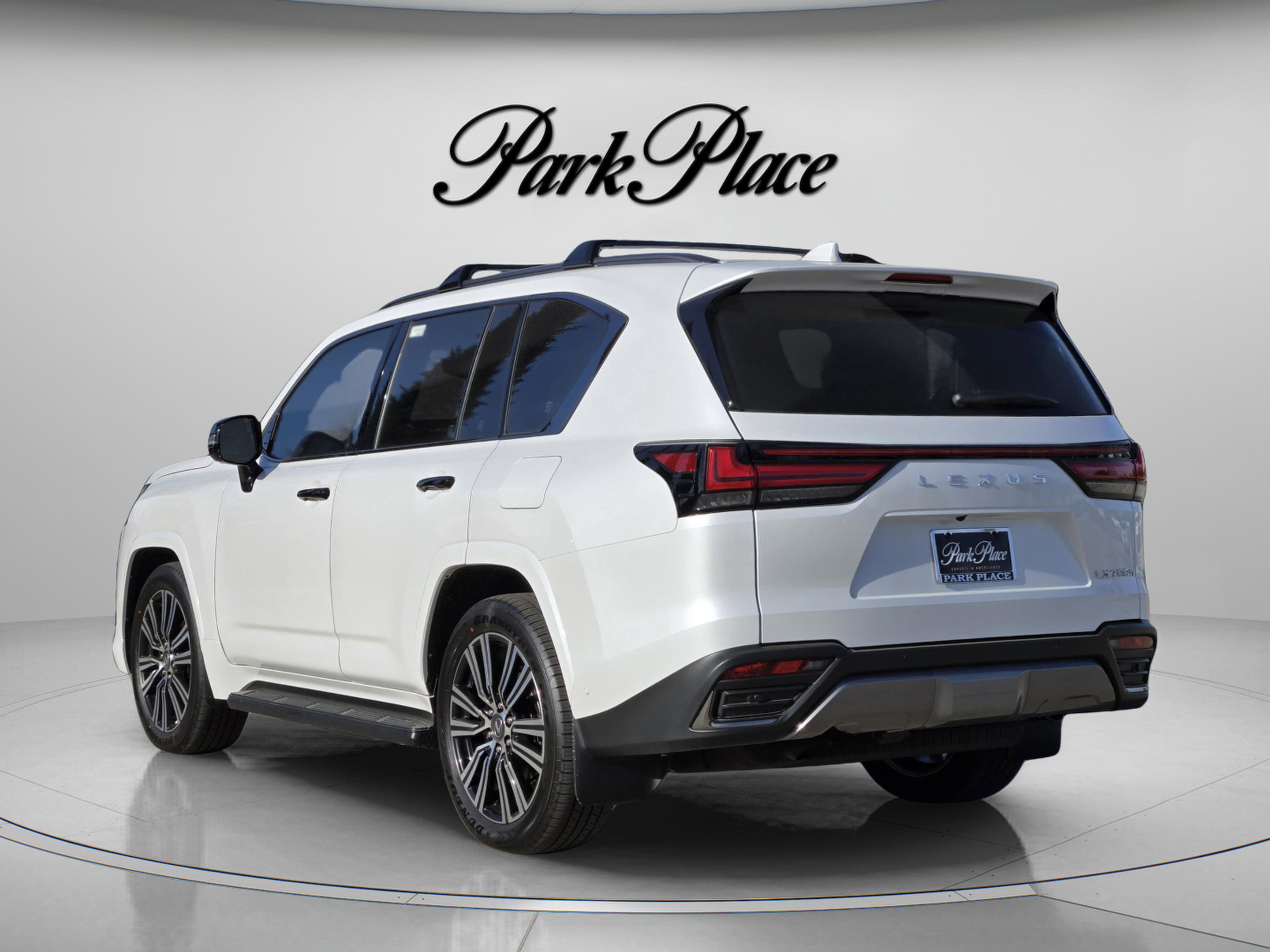 New 2026 Lexus LX 700h Luxury AWD/4WD image 3