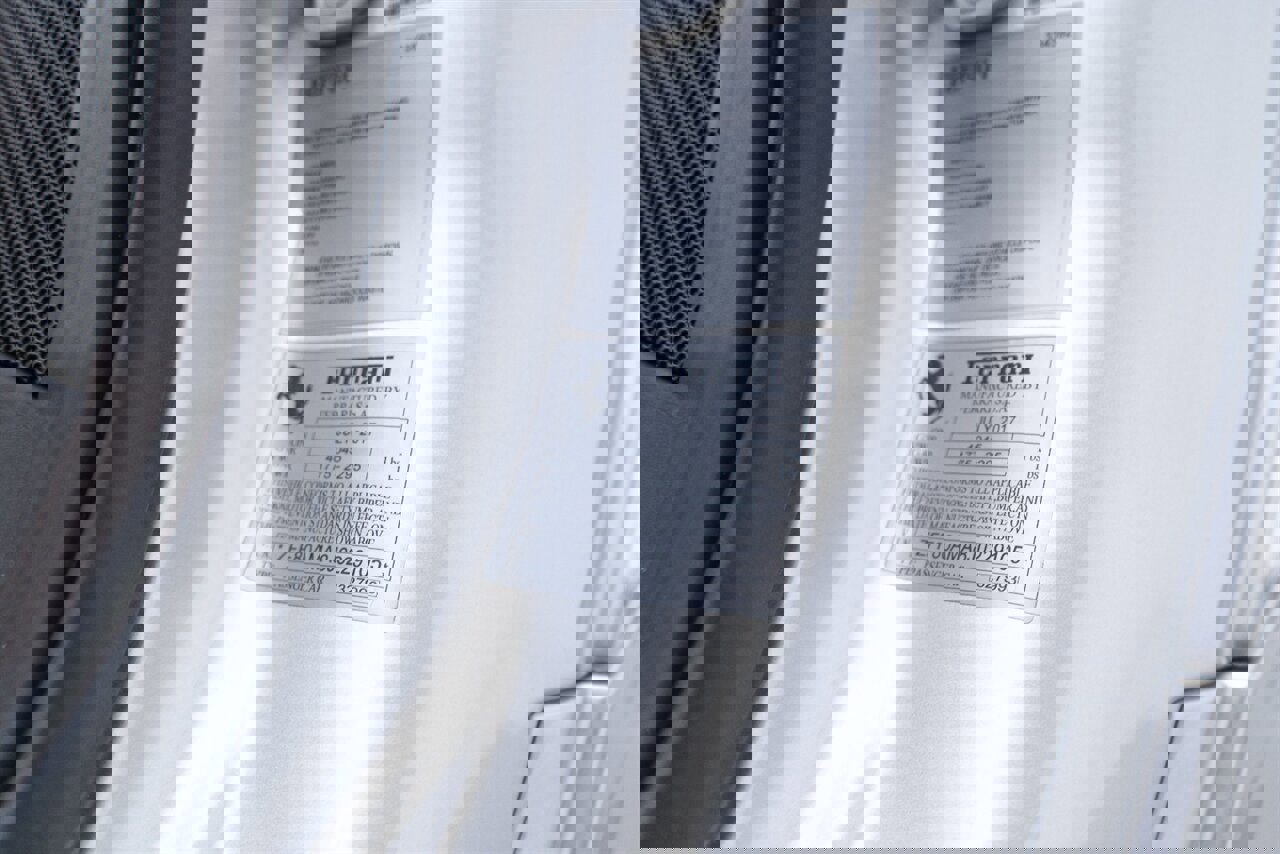 Used 2018 Ferrari 488 Spider image 19