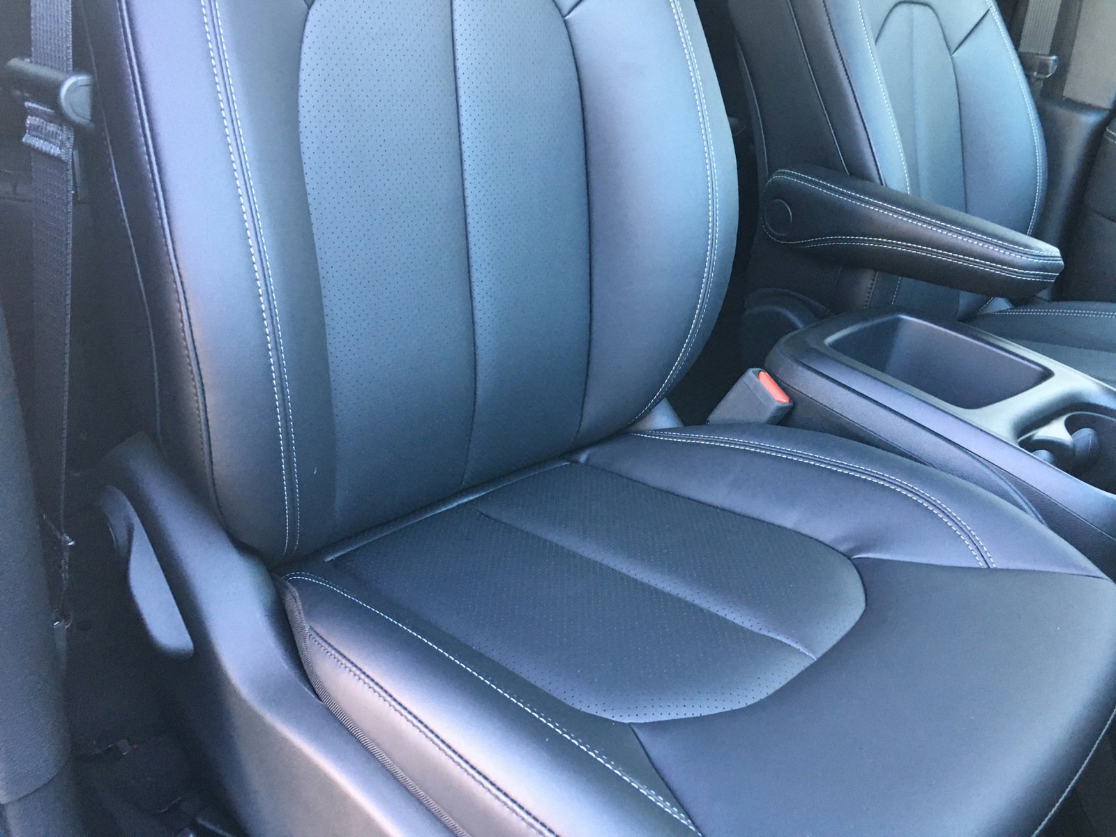 New 2025 Chrysler Pacifica Select image 11