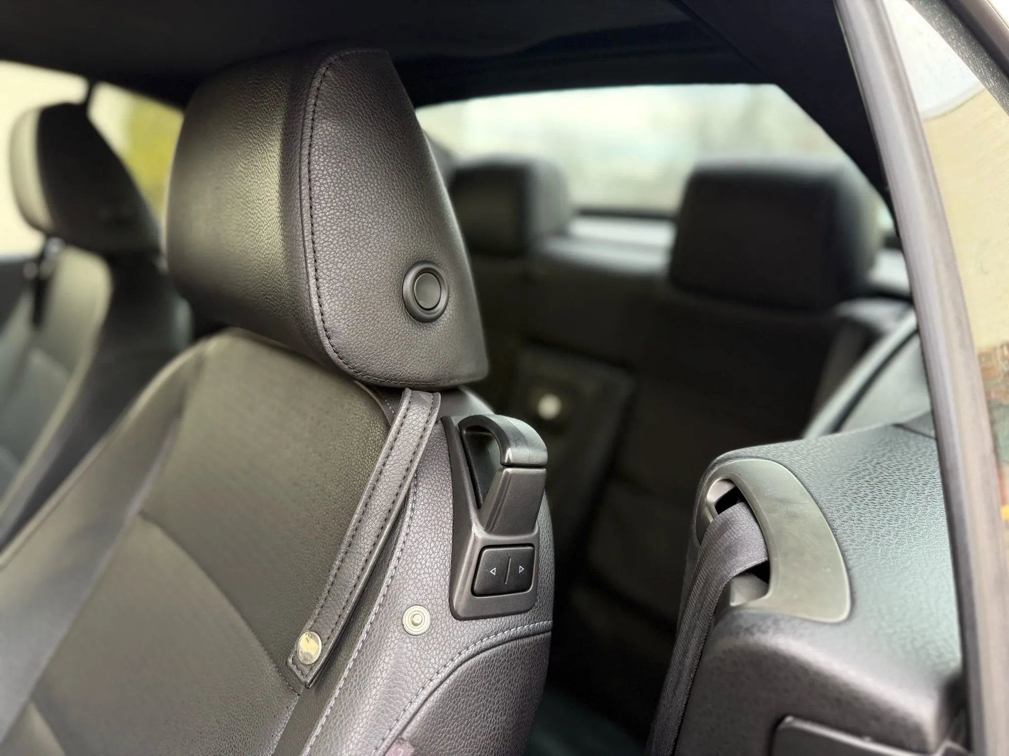 Used 2010 Volkswagen Eos Komfort image 31