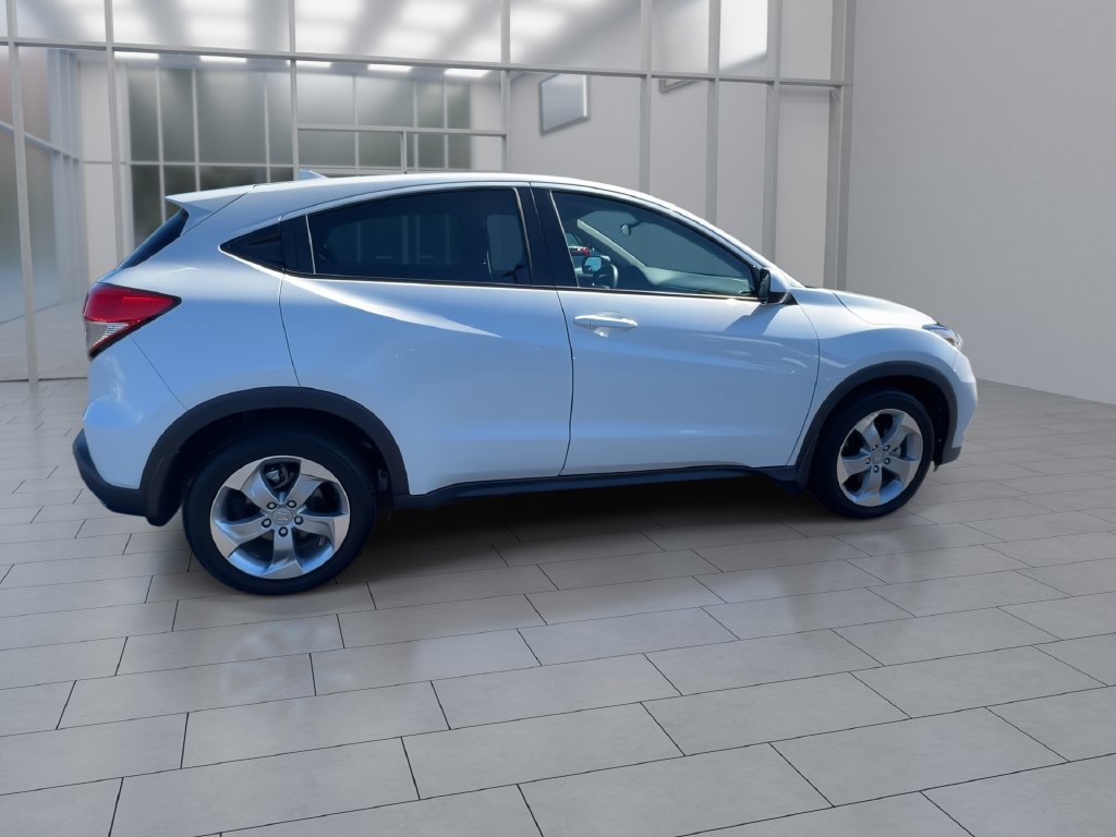 Used 2019 Honda HR-V LX image 8