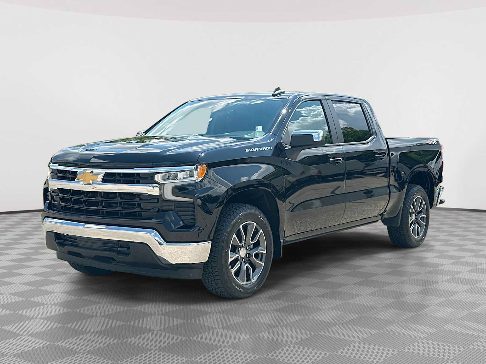 Used 2023 Chevrolet Silverado 1500 LT