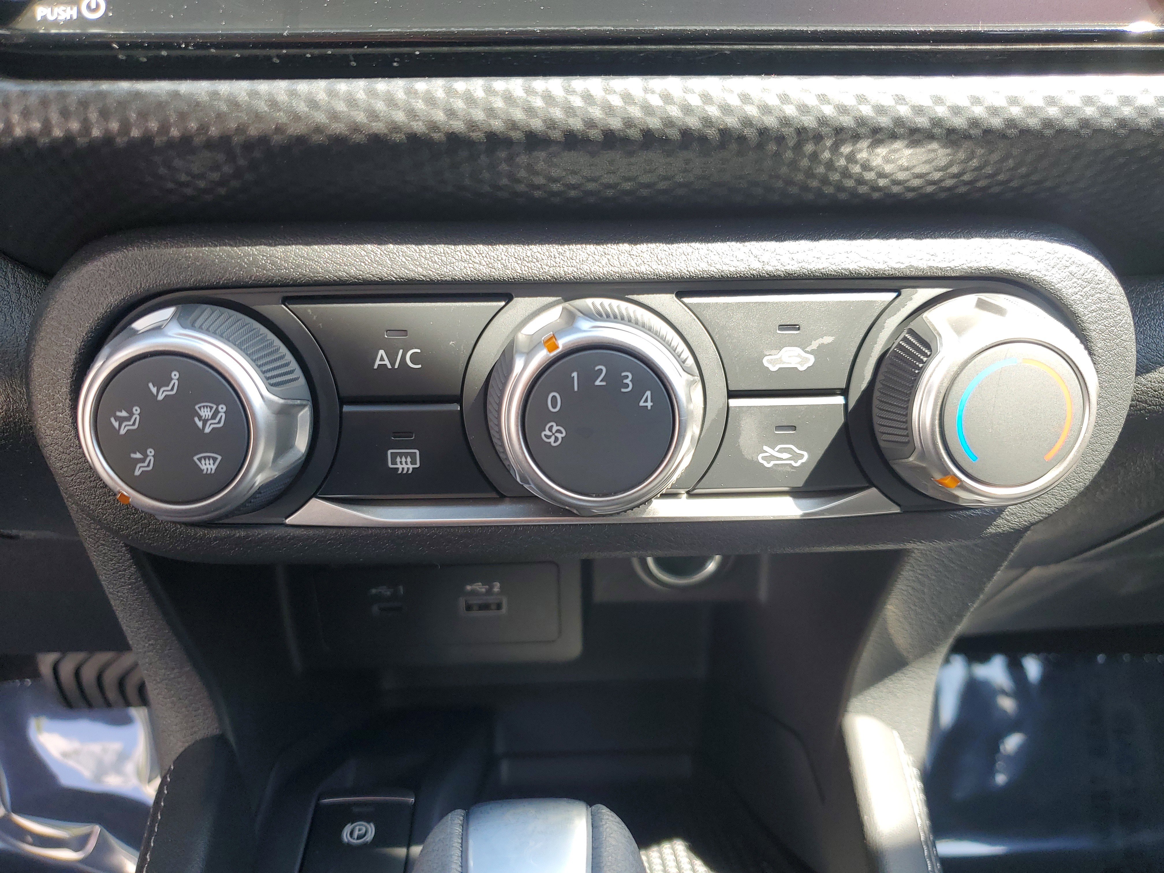 Certified 2024 Nissan Kicks SV image 23