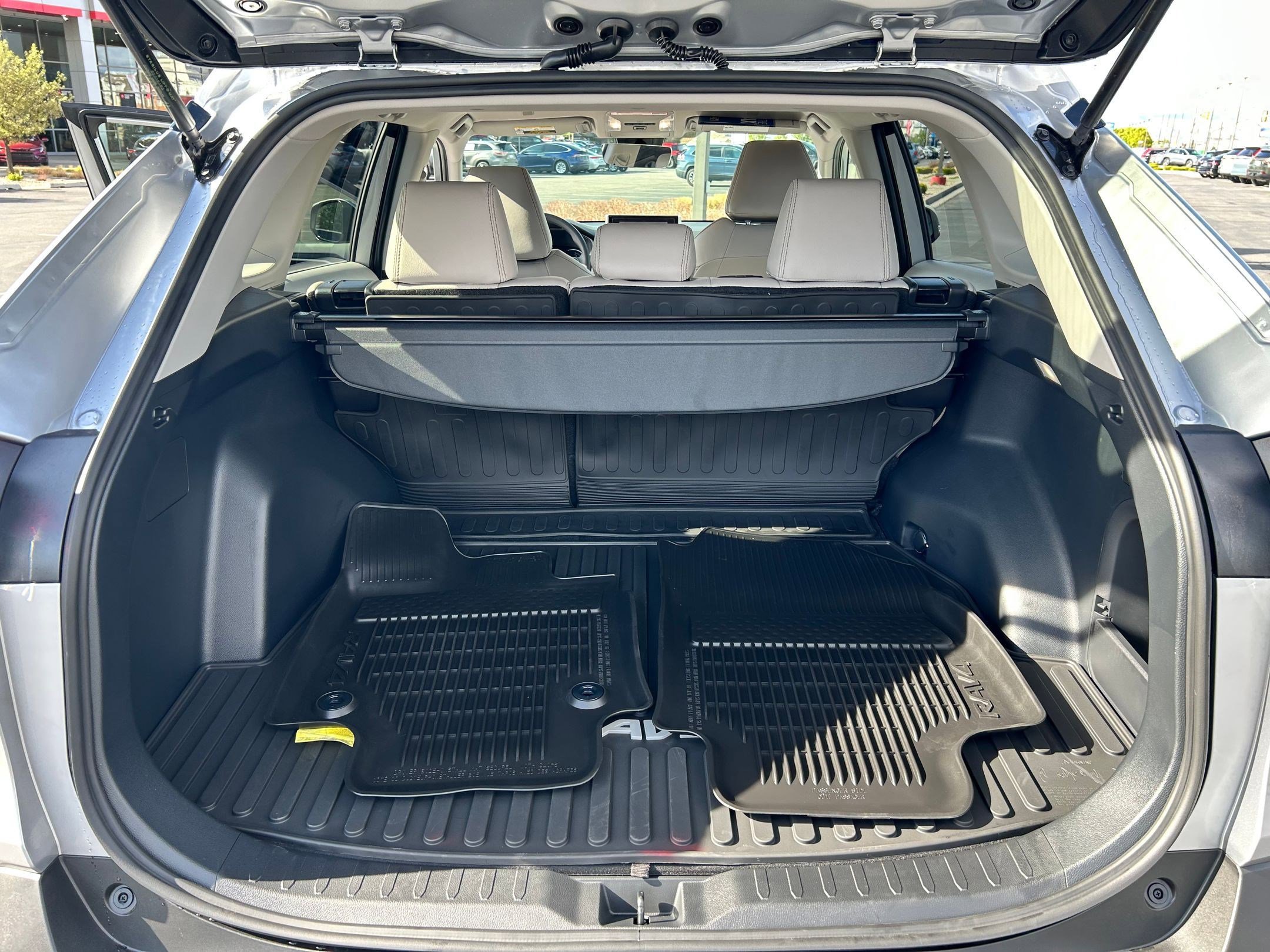 Certified 2025 Toyota RAV4 XLE image 25