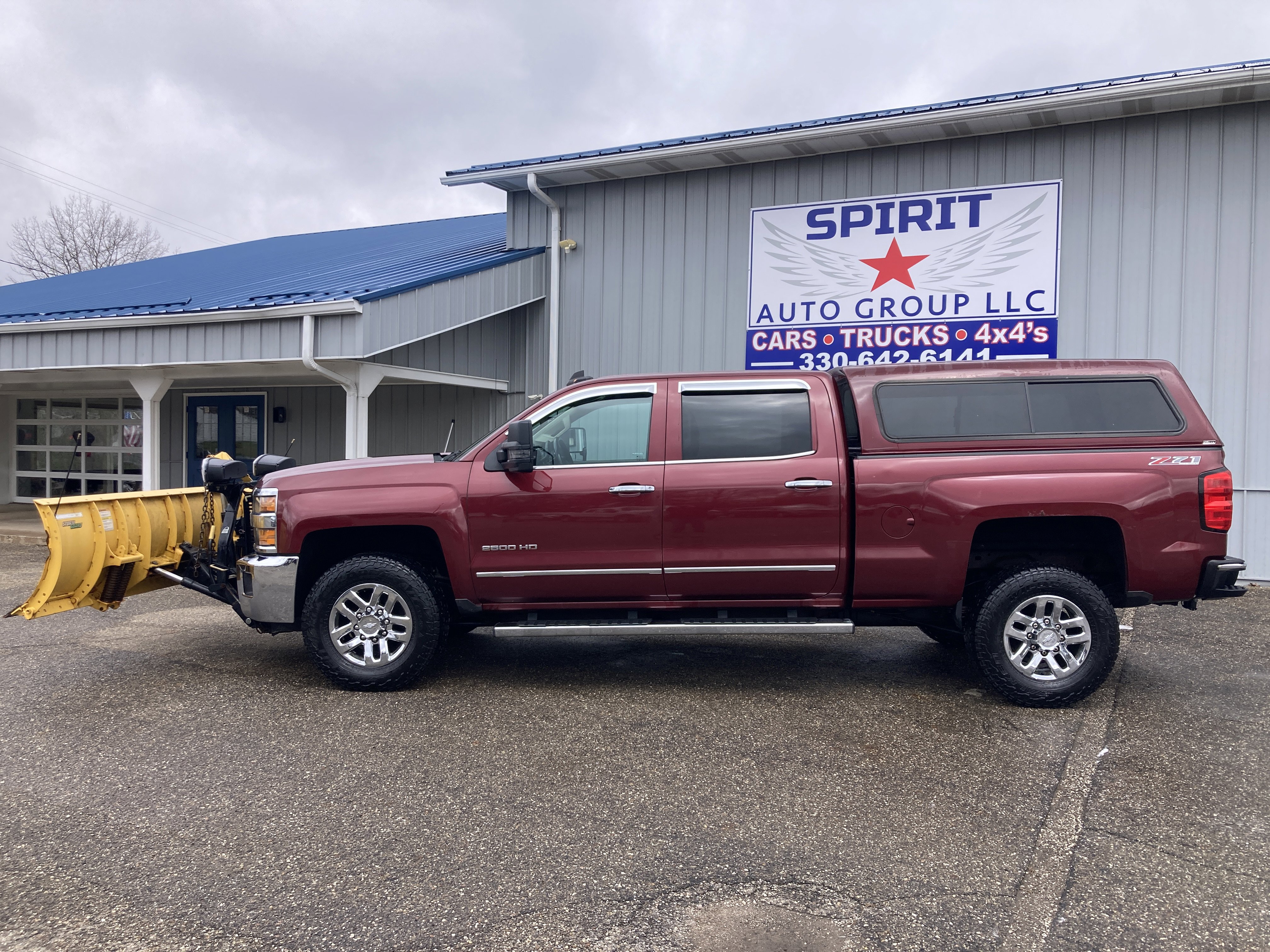 Used 2015 Chevrolet Silverado 2500 LTZ w/ LTZ Plus Package AWD/4WD image 2