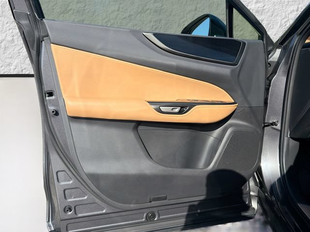 Used 2025 Lexus NX 250 FWD w/ Towing Package (2000 Lbs) image 21