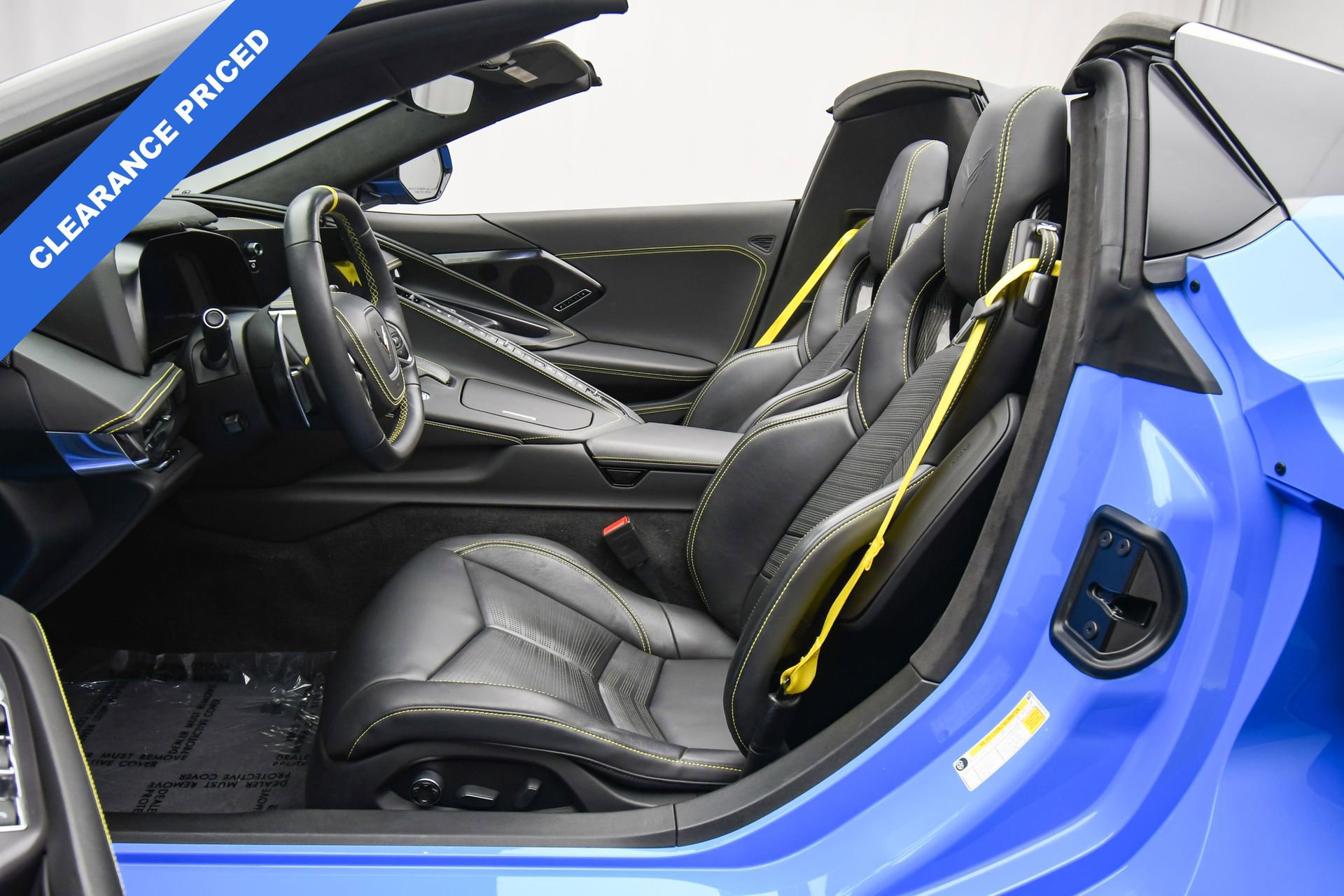 Used 2023 Chevrolet Corvette Stingray Premium Conv w/ Z51 Performance Package image 17