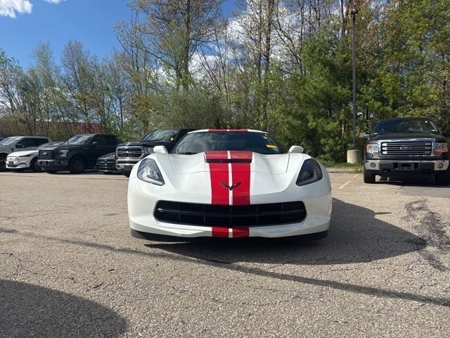 Used 2019 Chevrolet Corvette Stingray Coupe w/ Carbon Flash Badge Package RWD image 2