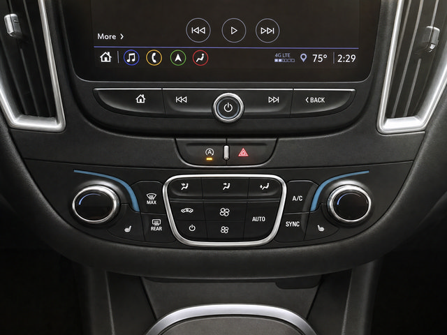 Used 2023 Chevrolet Malibu LT w/ Driver Confidence Package FWD image 10
