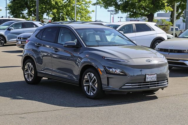 Certified 2023 Hyundai Kona SE FWD image 6