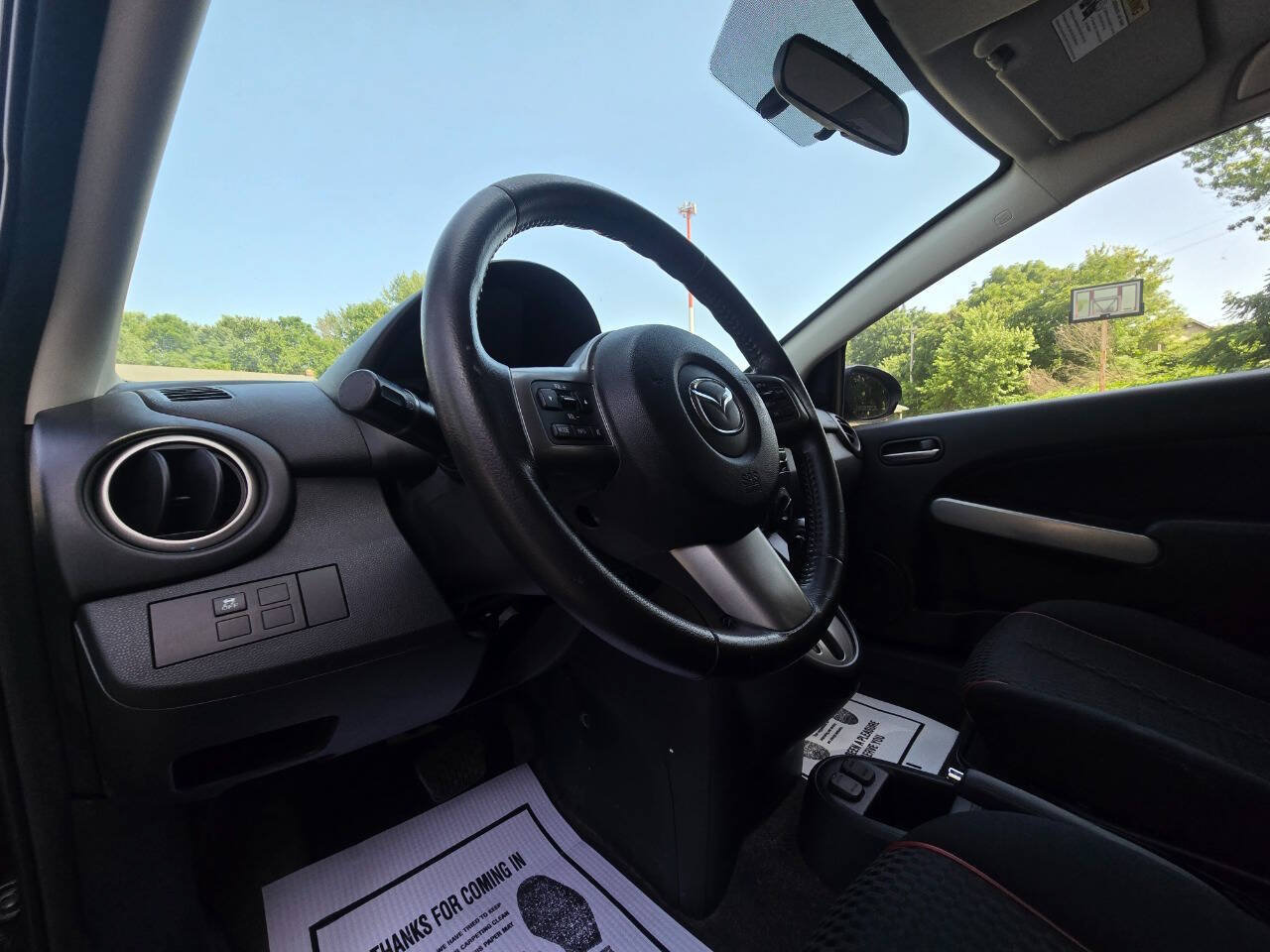 Used 2012 MAZDA MAZDA2 Touring FWD image 19