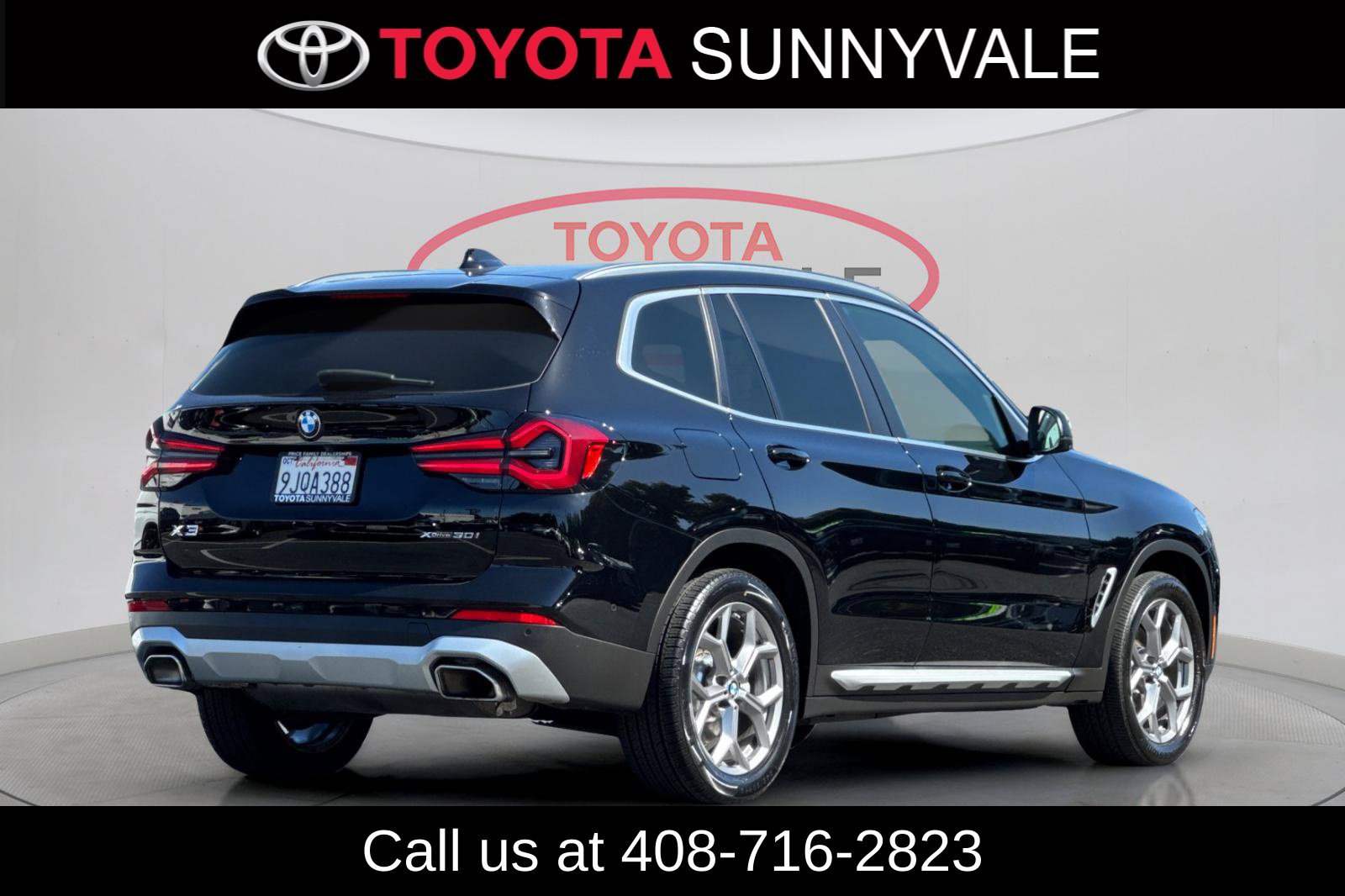 Used 2024 BMW X3 xDrive30i w/ Premium Package AWD/4WD image 3