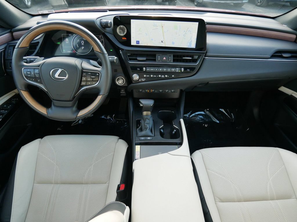 Certified 2025 Lexus ES 300h Ultra Luxury w/ Accessory Package (Z2) FWD image 14