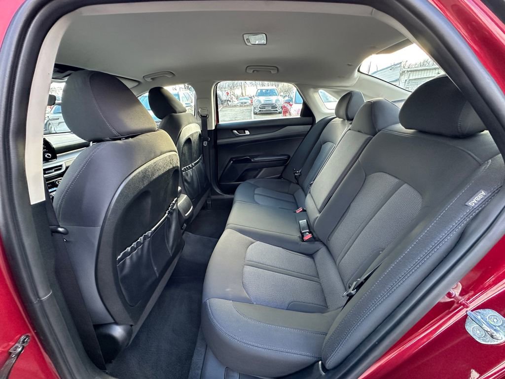 Used 2023 Kia K5 LXS image 22