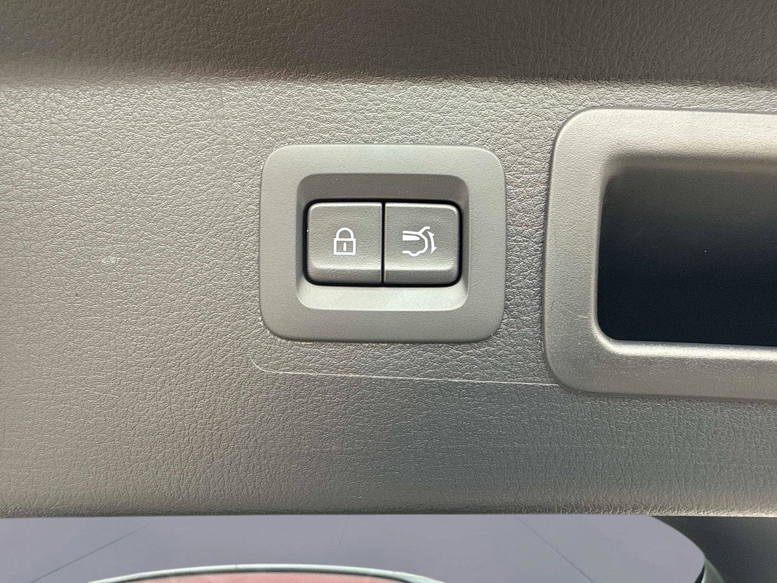 Certified 2025 MAZDA CX-50 2.5 Hybrid w/ Weather Package image 14