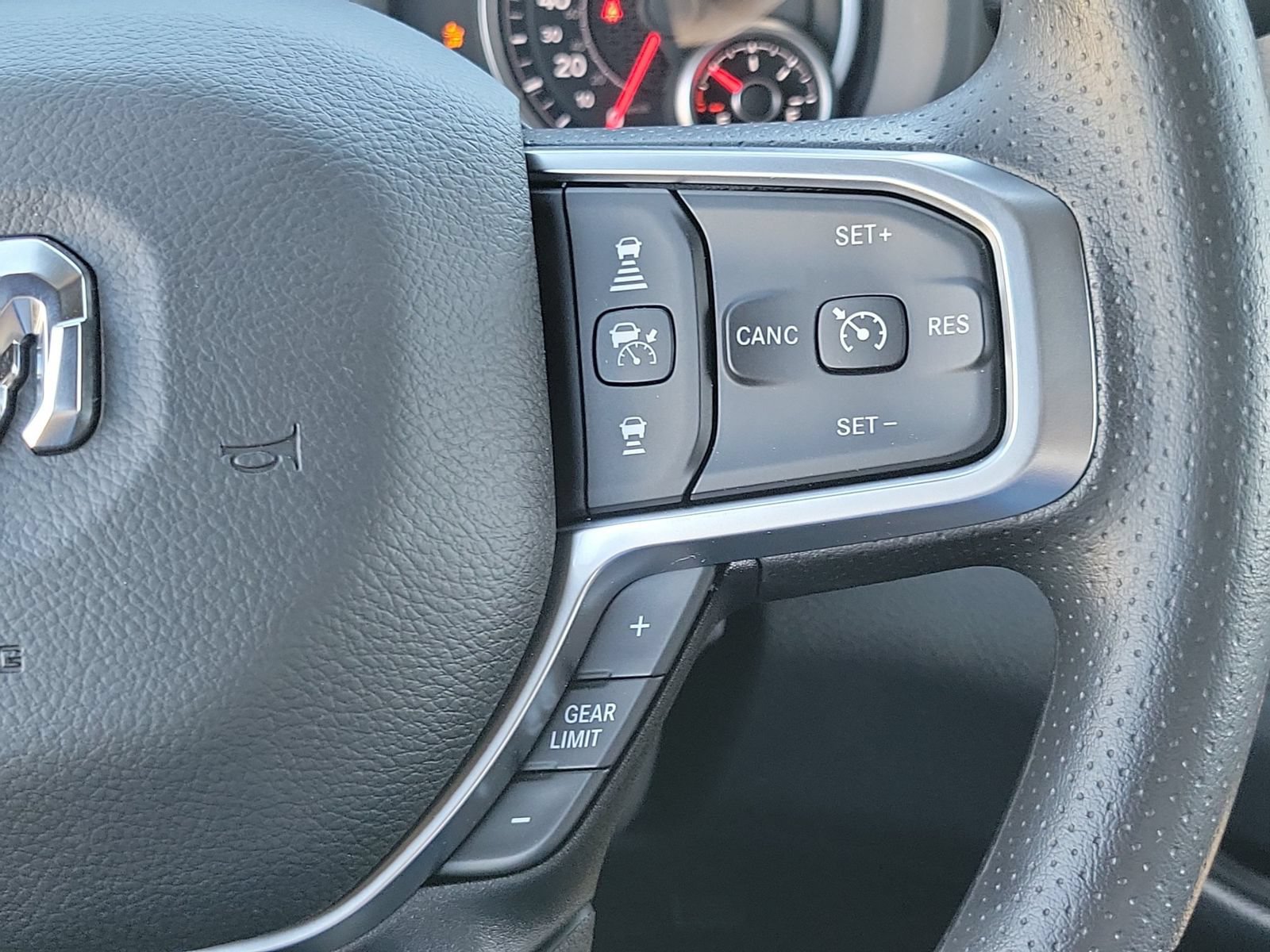 New 2027 RAM 3500 Tradesman AWD/4WD image 13