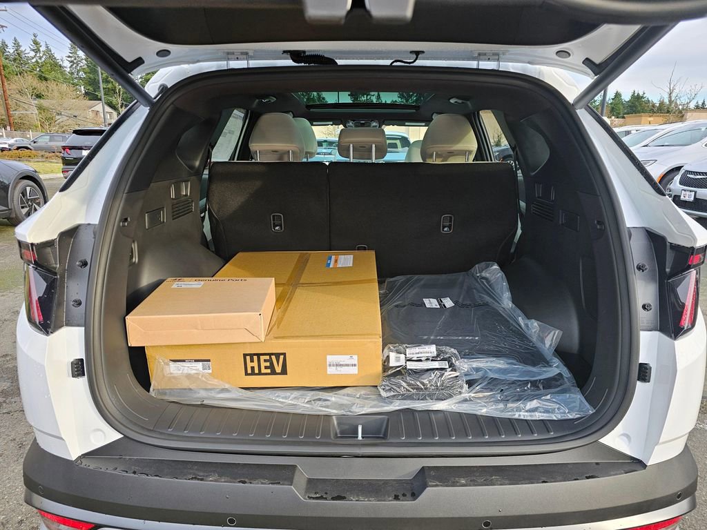 New 2026 Hyundai Tucson Limited image 12