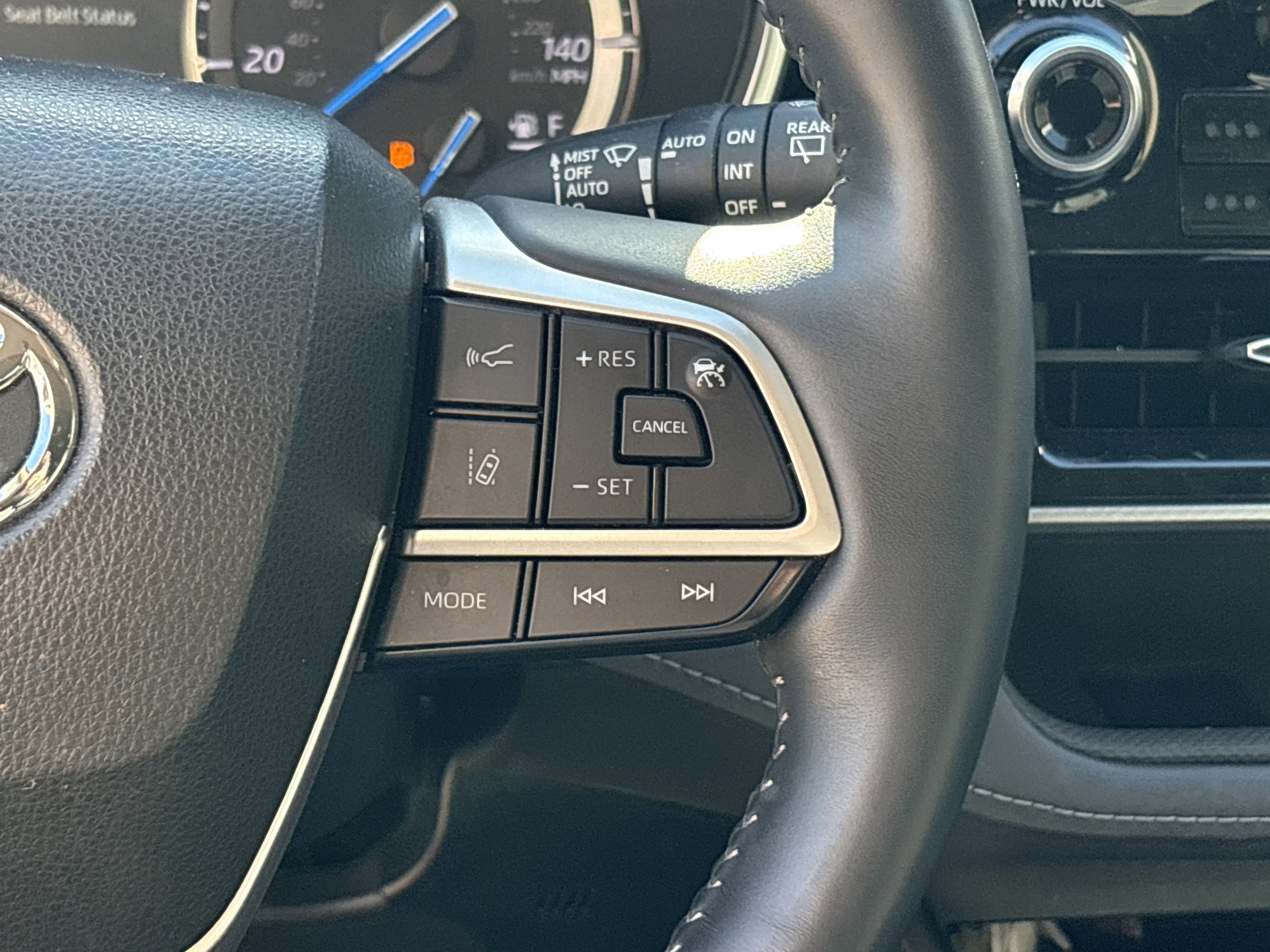 Used 2022 Toyota Highlander Platinum image 20